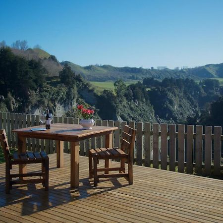 Tarata Fishaway'S Kanuka Estate Taihape Exteriör bild
